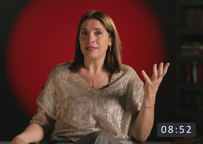 Lectia prezinta o dinamica sanatoasa a comunicarii prin mesaje cu partenerul